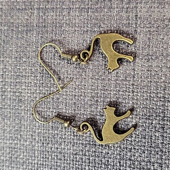 Bronzetone Dangling Cat Earrings - Picture 2 of 2